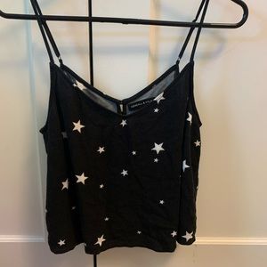 black and white star flowy tank